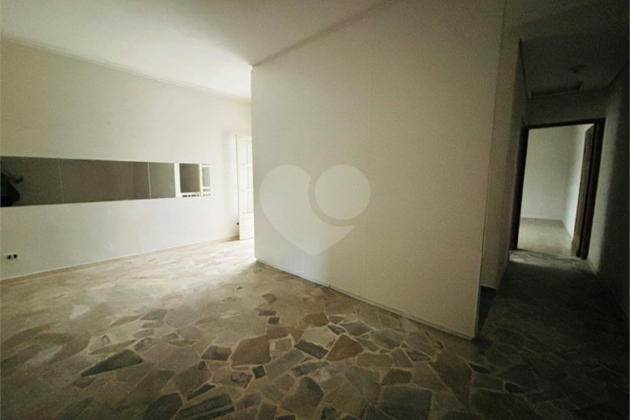 Sobrado à venda com 3 quartos, sendo 1 suíte, em Vila Romana, São Paulo, SP