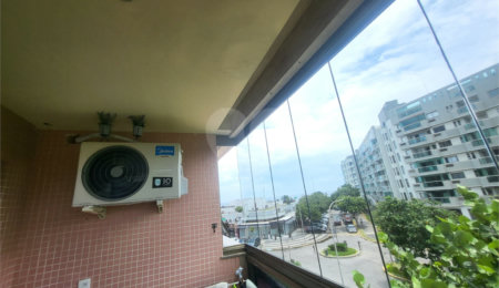 Apartamento à venda com 2 quartos, sendo 1 suíte,  em Barra da Tijuca, Rio de Janeiro, RJ