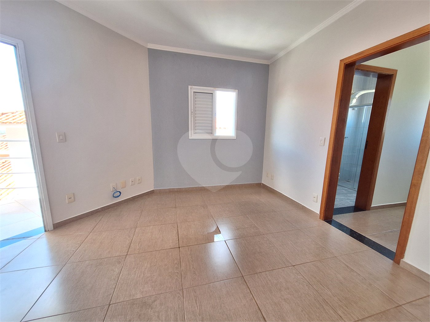 Casa à venda com 4 suítes no condomínio Terras de São Francisco, Vinhedo - SP