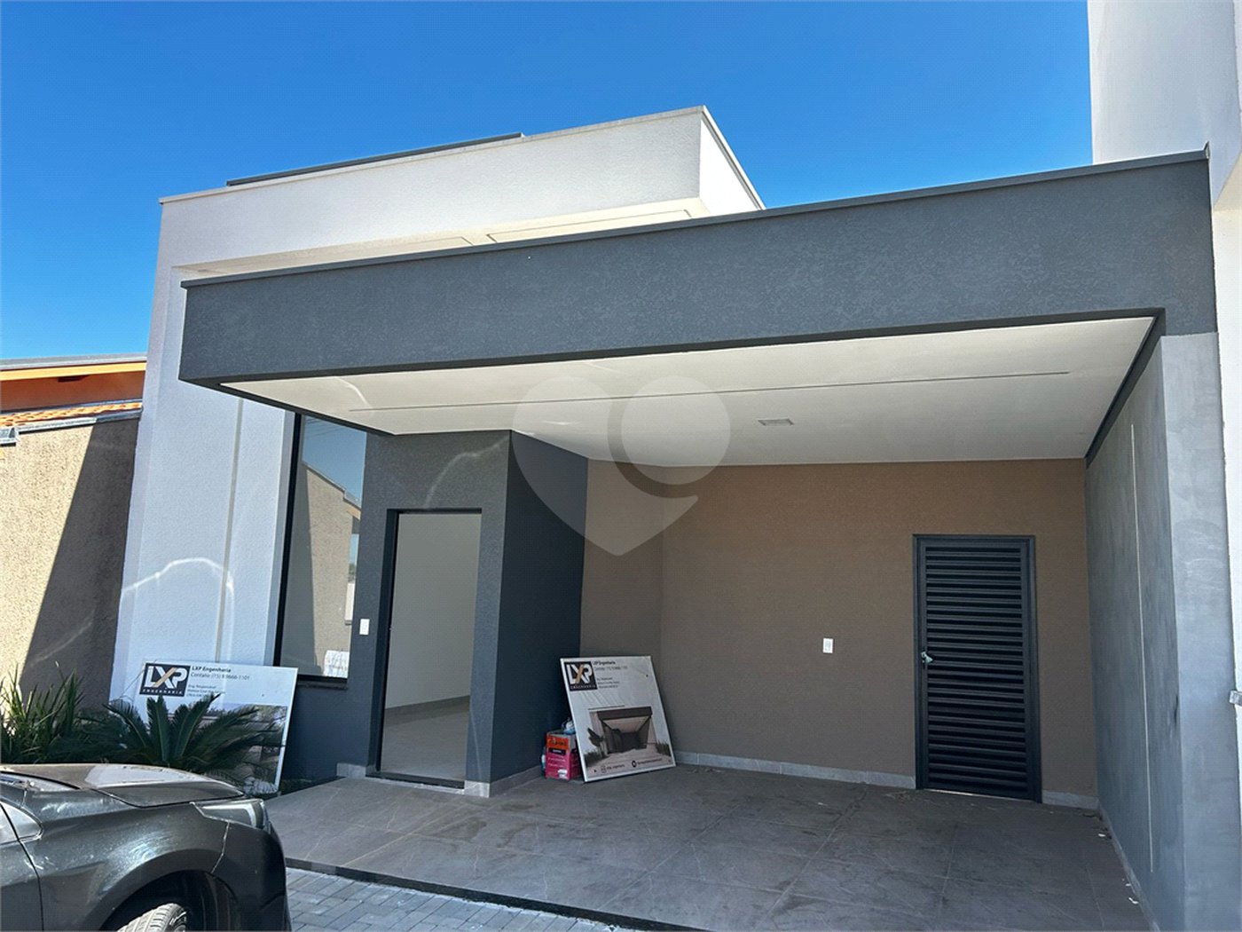 Casa à venda com 2 quartos, sendo 1 suíte,  no condomínio Residencial Marina, Itapetininga - SP