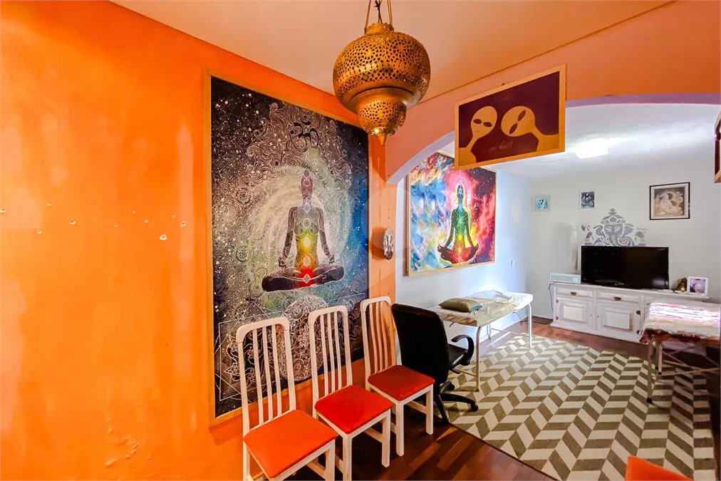 Sobrado à venda com 3 quartos, sendo 2 suítes, em Aclimação, São Paulo, SP