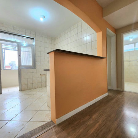 Apartamento próximo da praia com 1 dormitório, 2 banheiros à venda, 55 m² por R$ 420.000 - Pompéia - Santos/SP