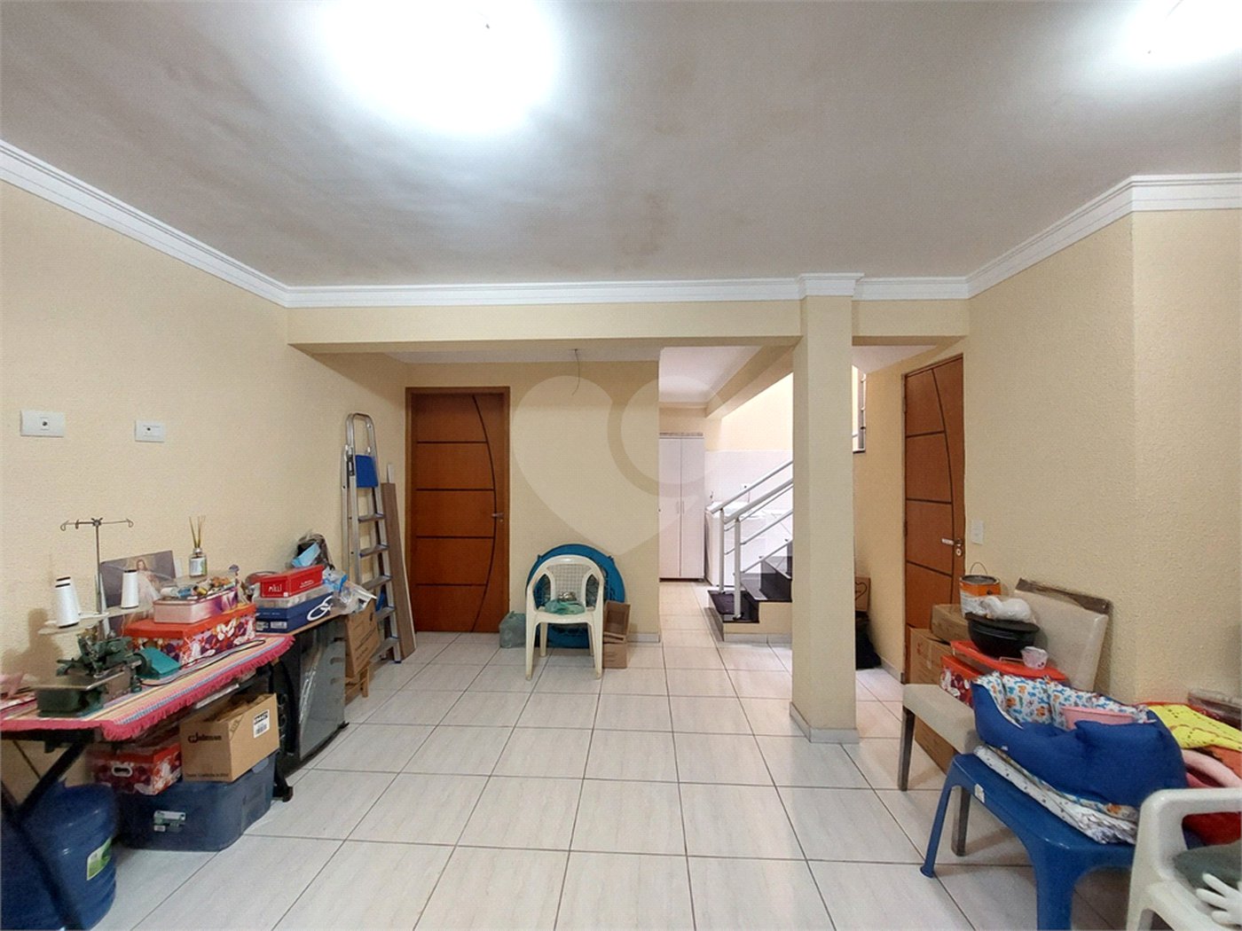 Casa à venda com 3 quartos, sendo 2 suítes,  em Jardim Lallo, São Paulo, SP