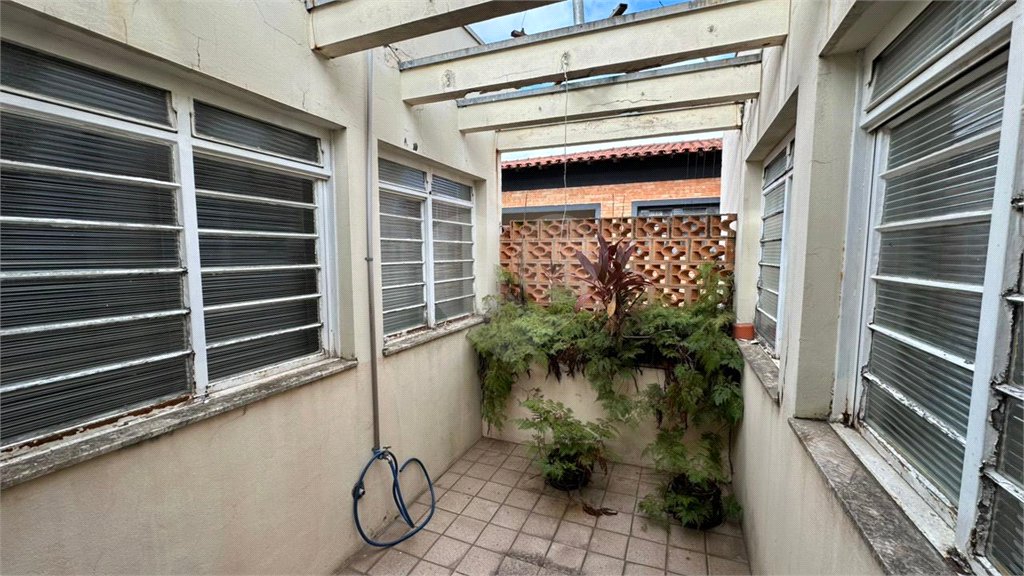 Casa à venda ou para alugar com 5 quartos, sendo 2 suítes, no Centro, Salto, SP