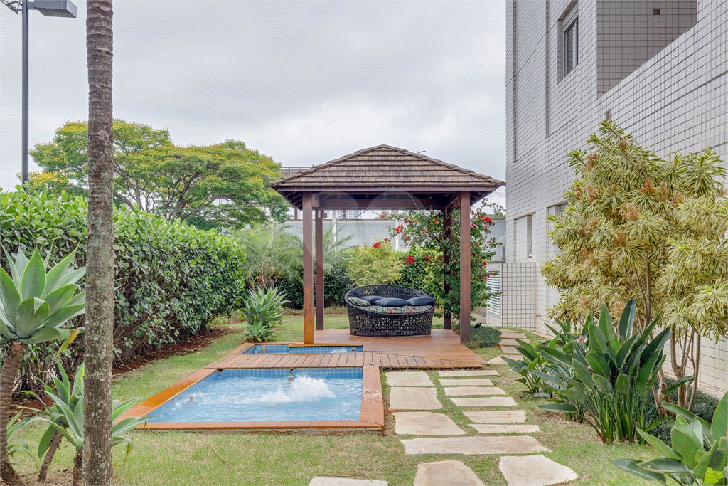 Apartamento à venda com 2 suítes em Jurubatuba, São Paulo, SP