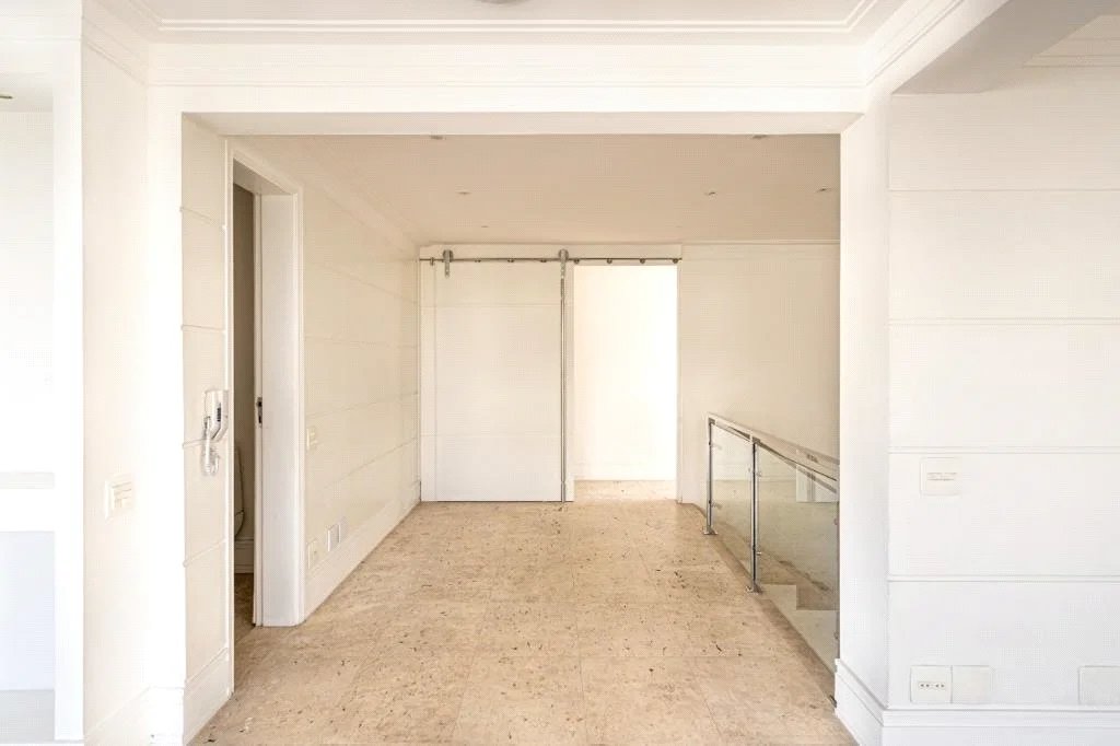 Duplex à venda com 6 quartos, sendo 4 suítes, em Vila Andrade, São Paulo, SP