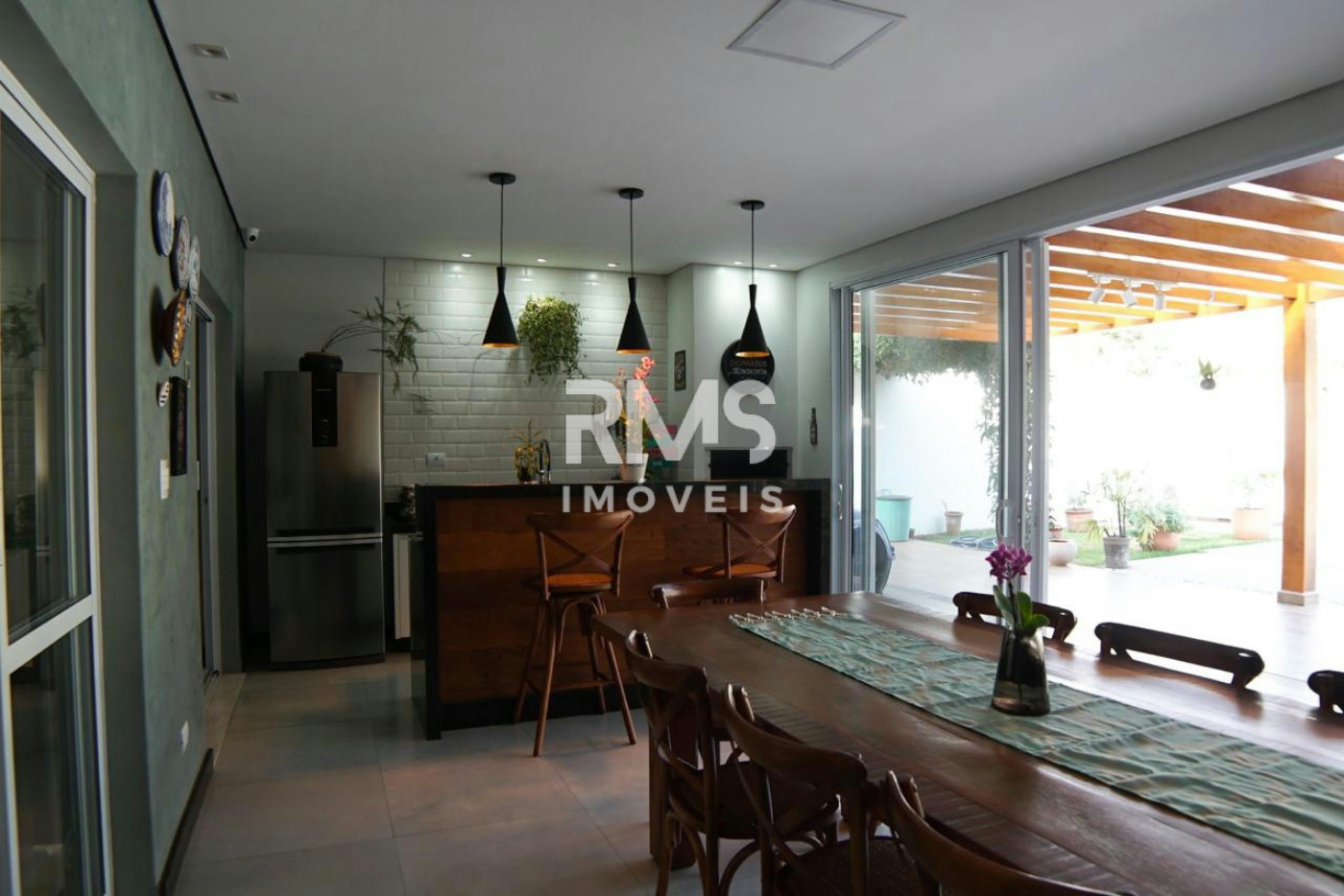 Casa à venda com 3 suítes no condomínio PALMEIRAS IMPERIAIS, Salto - SP
