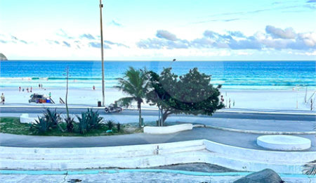 Apartamento à venda com 4 quartos, sendo 2 suítes, em Vila Nova, Cabo Frio, RJ