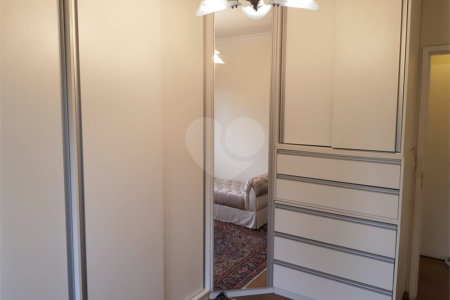 Apartamento à venda com 4 quartos, sendo 1 suíte, em Morumbi, São Paulo, SP