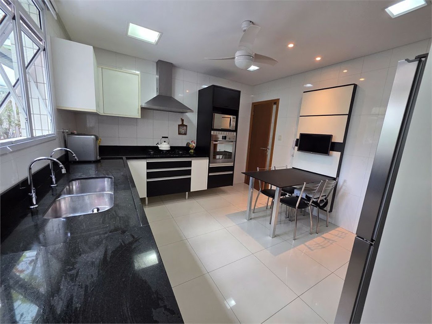 Apartamento Residencial à venda, José Menino, Santos - AP0713.
