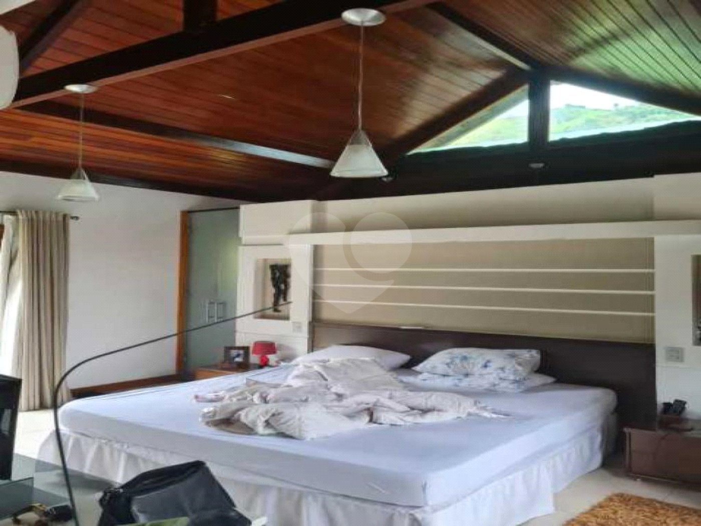 Casa à venda com 4 quartos, sendo 6 suítes, em Campo Grande, Rio de Janeiro, RJ
