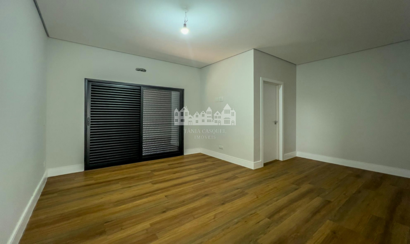 Casa à venda com 3 quartos, sendo 3 suítes, em Jardim Paulista, Atibaia - SP