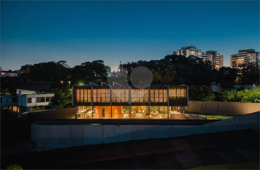 Casa à venda com 4 suítes em Cidade Jardim, São Paulo, SP