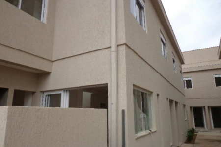Casa à venda com 3 quartos, sendo 1 suíte, no condomínio Professor Teot?nio Monteiro de Barros Filho, São Paulo - SP