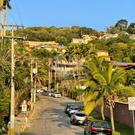 Casa em condomínio à venda com 3 quartos, sendo 2 suítes, em João Fernandes, Armação dos Búzios, RJ
