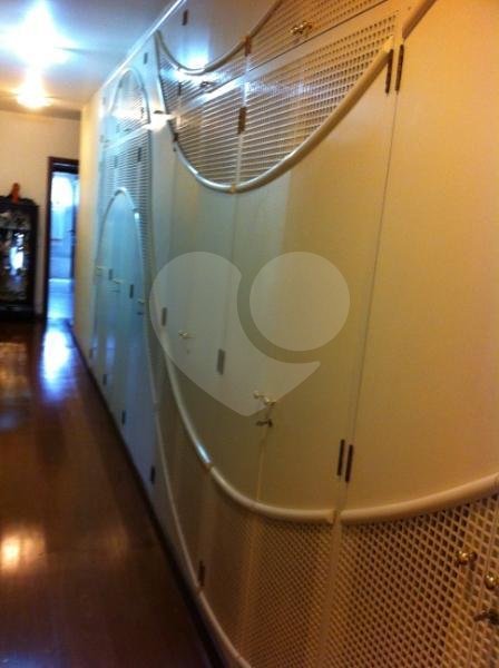 Apartamento à venda com 4 suítes em Real Parque, São Paulo, SP