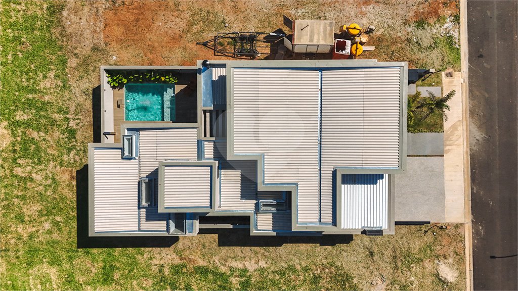 Casa à venda com 3 suítes no condomínio Residencial Dona Maria Candida, Indaiatuba - SP