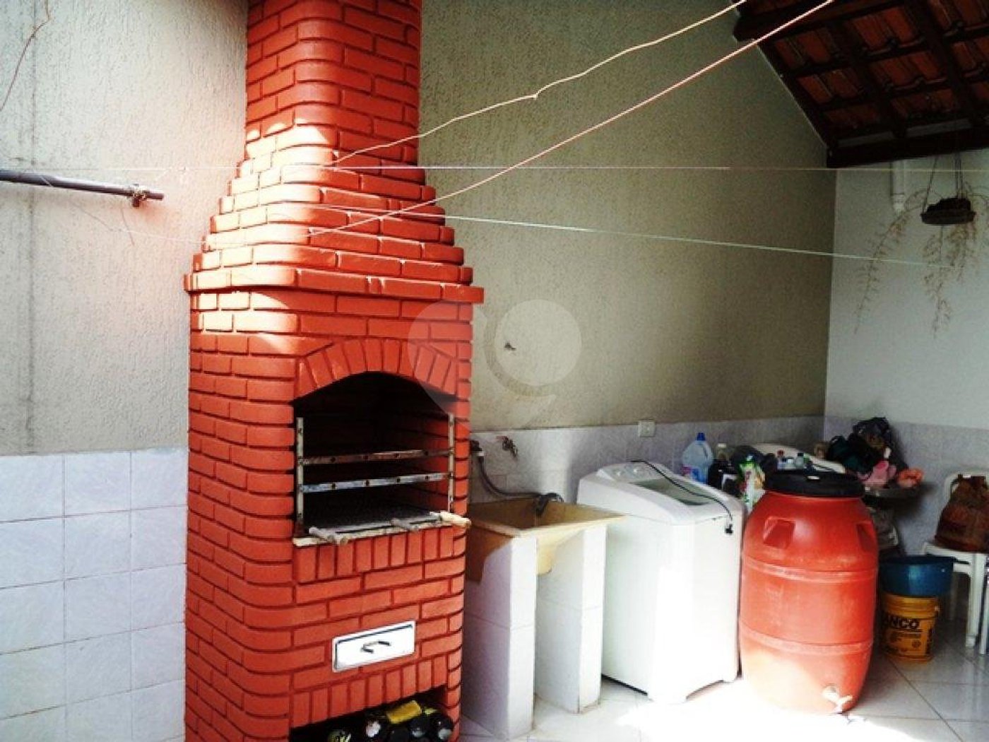 Sobrado à venda com 3 quartos, sendo 1 suíte, em Tremembé, São Paulo, SP
