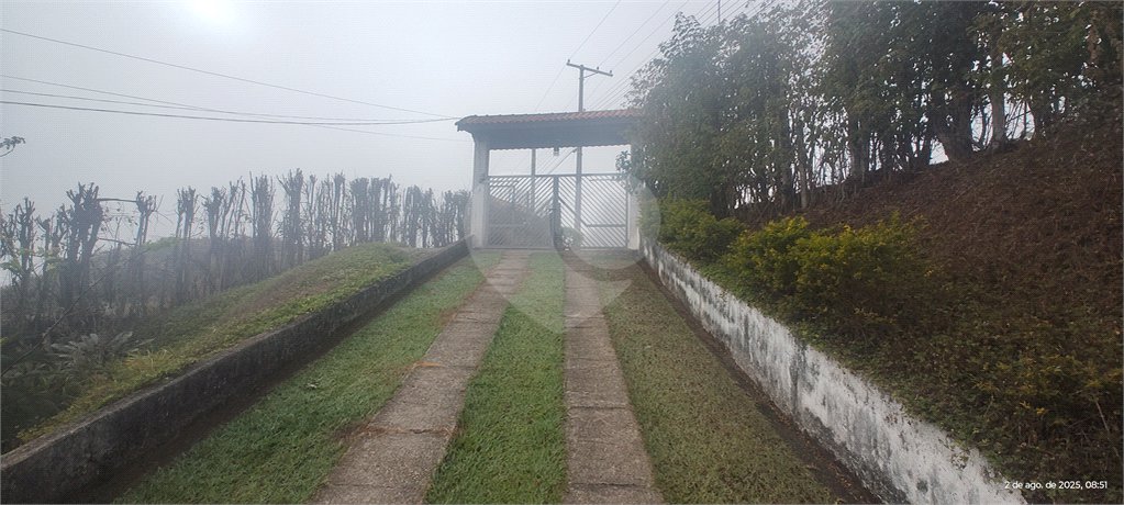 Chácara à venda com 3 quartos, sendo 1 suíte,  no Centro, Nazaré Paulista, SP