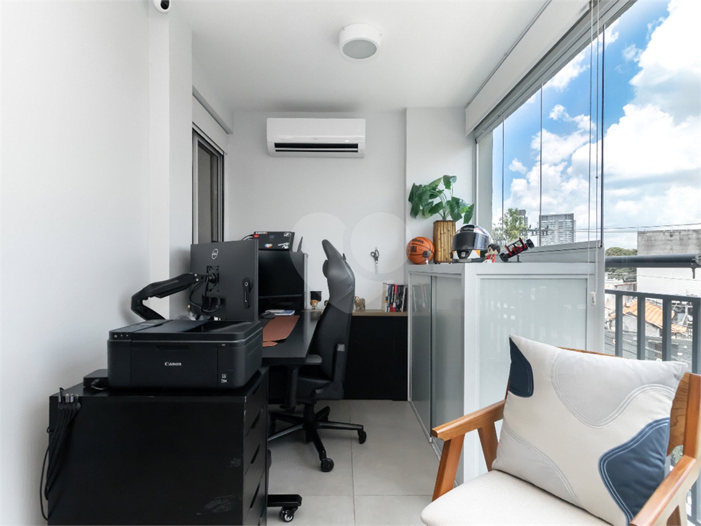 Apartamento à venda com 2 quartos, sendo 1 suíte, em Santo Amaro, São Paulo, SP