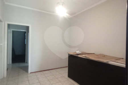 Casa à venda com 3 quartos em Vila Vianelo, Jundiaí, SP