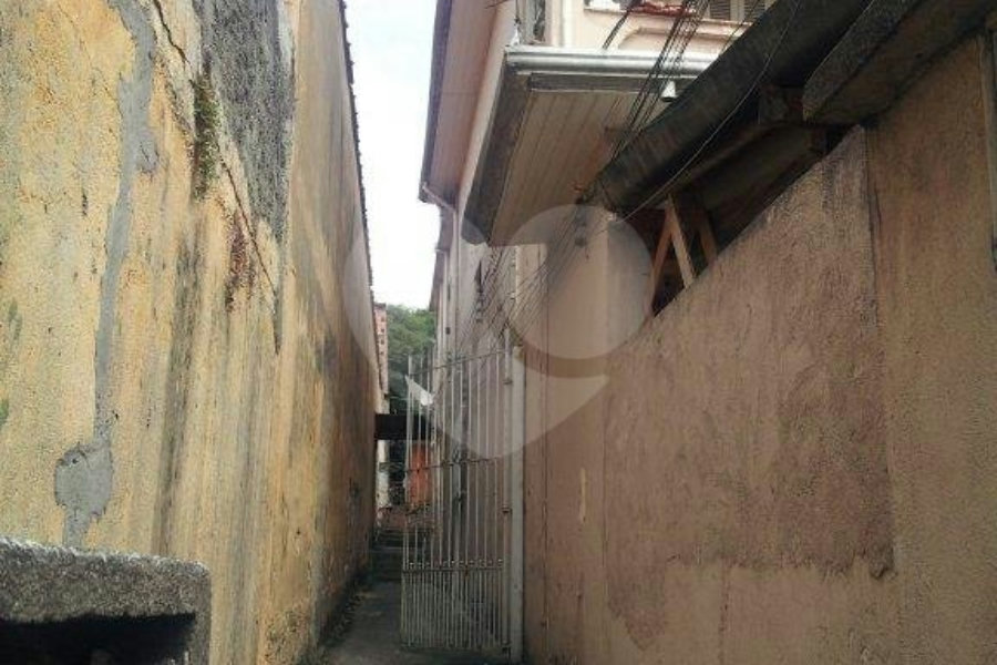 Terreno à venda com 6 quartos, sendo 2 suítes, em Vila Maria Alta, São Paulo, SP