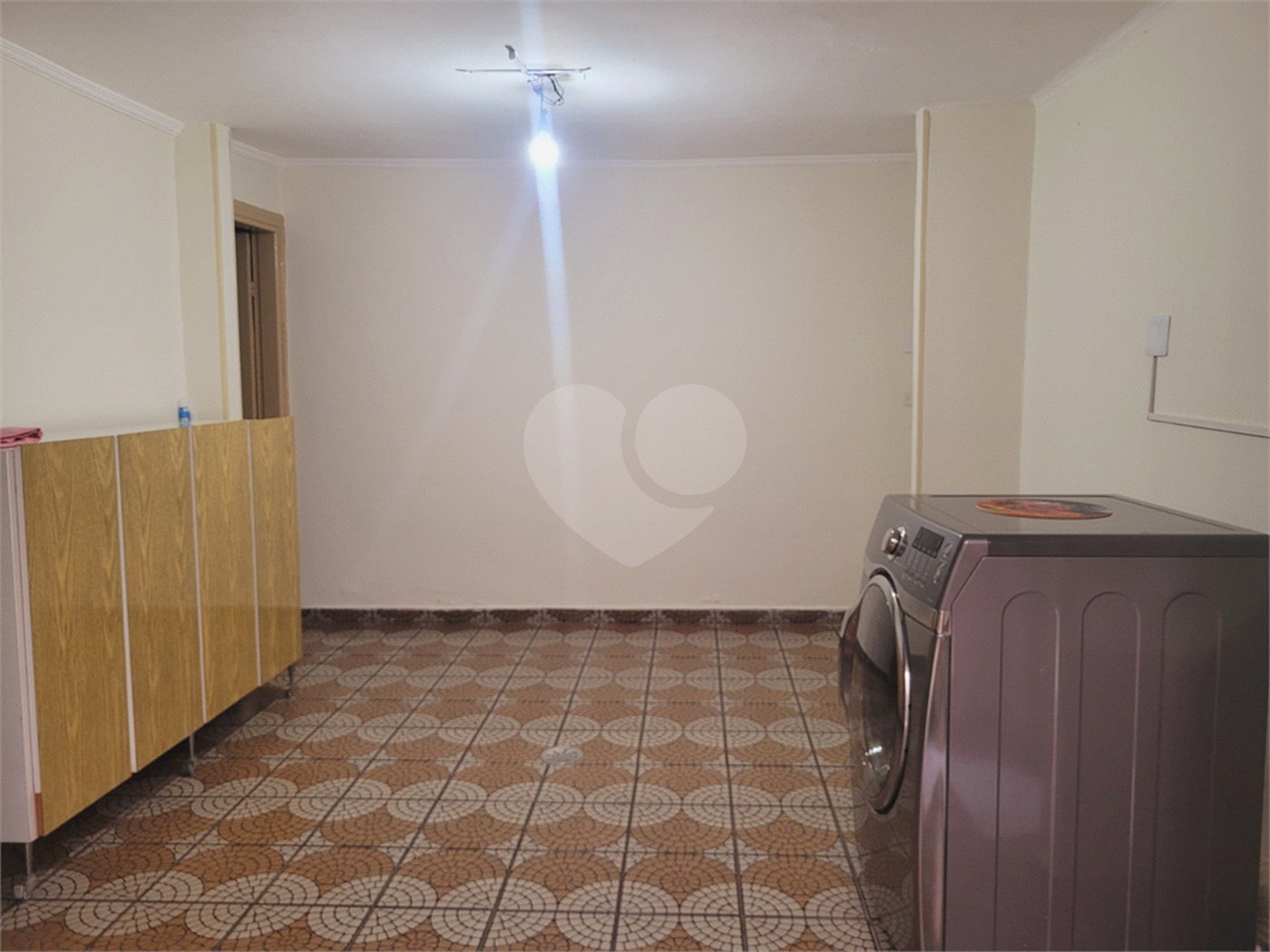 Sobrado à venda ou para alugar com 4 quartos, sendo 1 suíte, em Vila Gustavo, São Paulo, SP