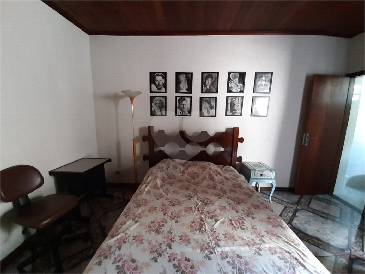 Sobrado à venda com 5 quartos, sendo 1 suíte, em Santana, São Paulo, SP