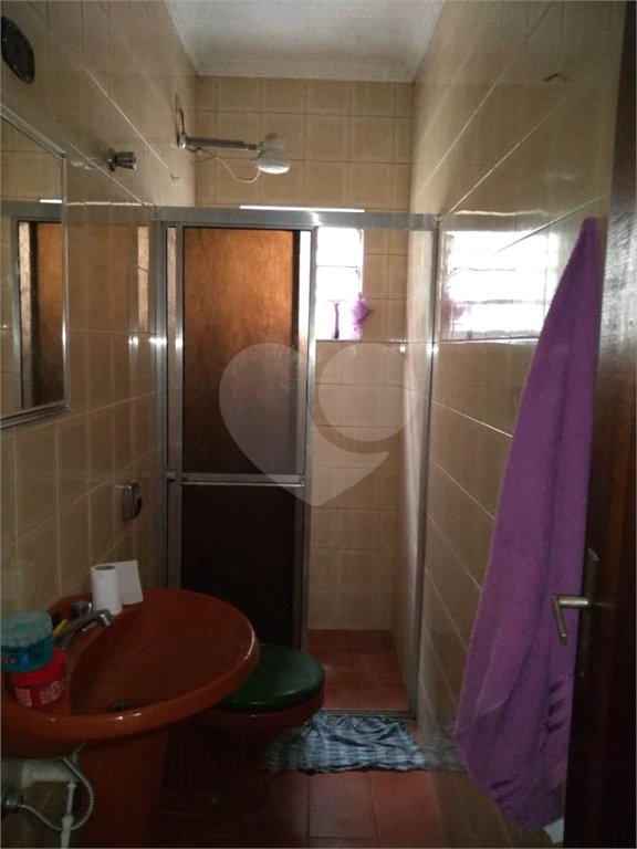 Casa Térrea à venda com 4 quartos, sendo 1 suíte,  em Vila Nivi, São Paulo, SP