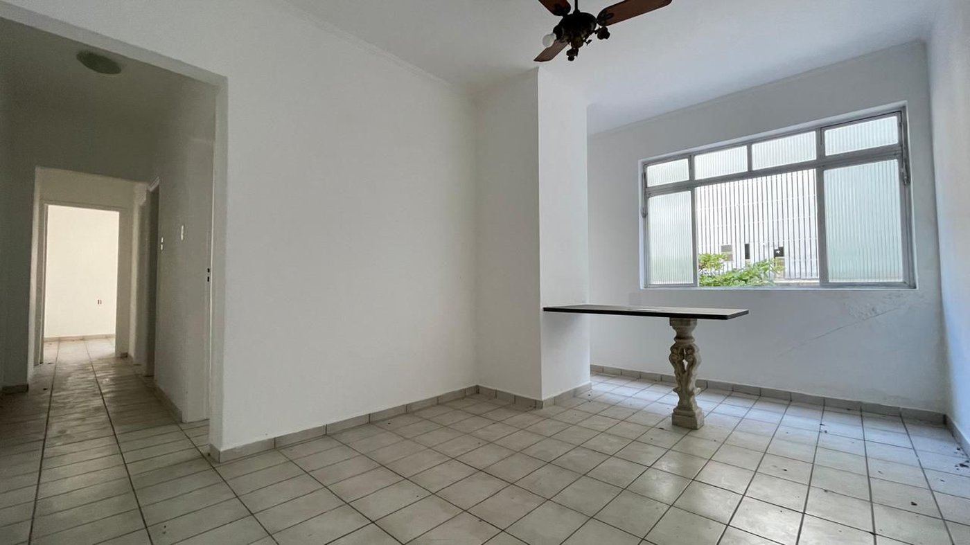 Apartamento com 2 dormitórios à venda, 73 m² por R$ 490.000,00 - Gonzaga - Santos/SP