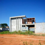 Casa à venda com 2 suítes no condomínio Ricieri, Mogi das Cruzes - SP