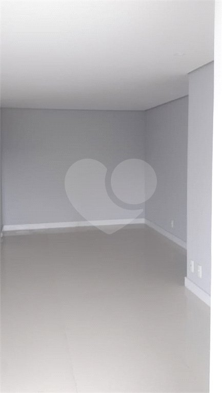 Apartamento à venda com 3 quartos, sendo 1 suíte,  em Jardim Vazani, São Paulo, SP