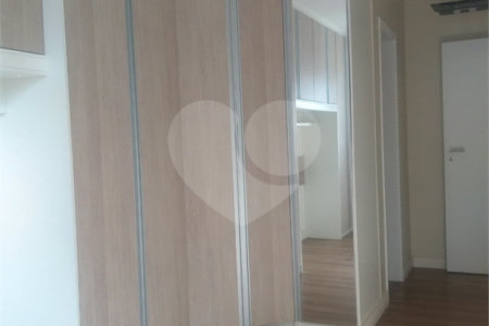Apartamento à venda com 2 suítes em Guilhermina, Praia Grande, SP