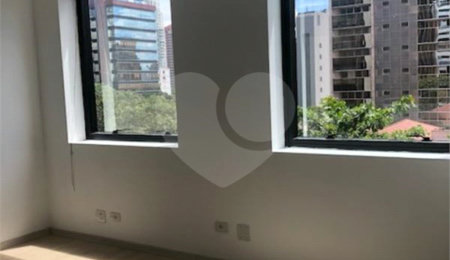 Sala à venda em Cidade Monções, São Paulo, SP