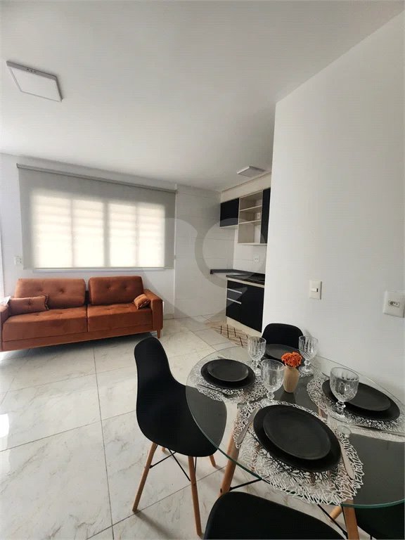 CONDOMÍNIO ESMERALDINO C/ VAGA - VENDE-SE - V.ISOLINA MAZZEI