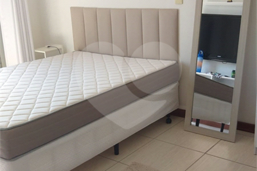 Casa à venda com 2 suítes no Centro, Águas de Lindóia, SP
