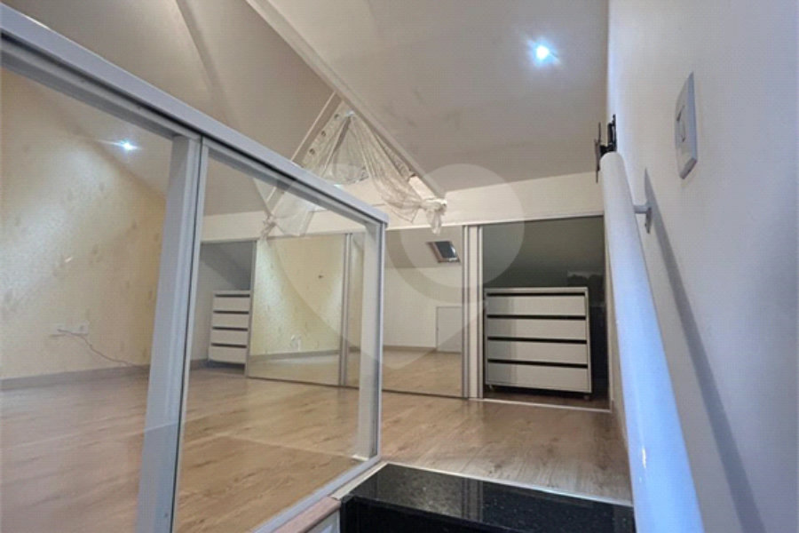 Casa à venda ou para alugar com 3 quartos, sendo 2 suítes,  no condomínio Residencial Erika, São Paulo - SP