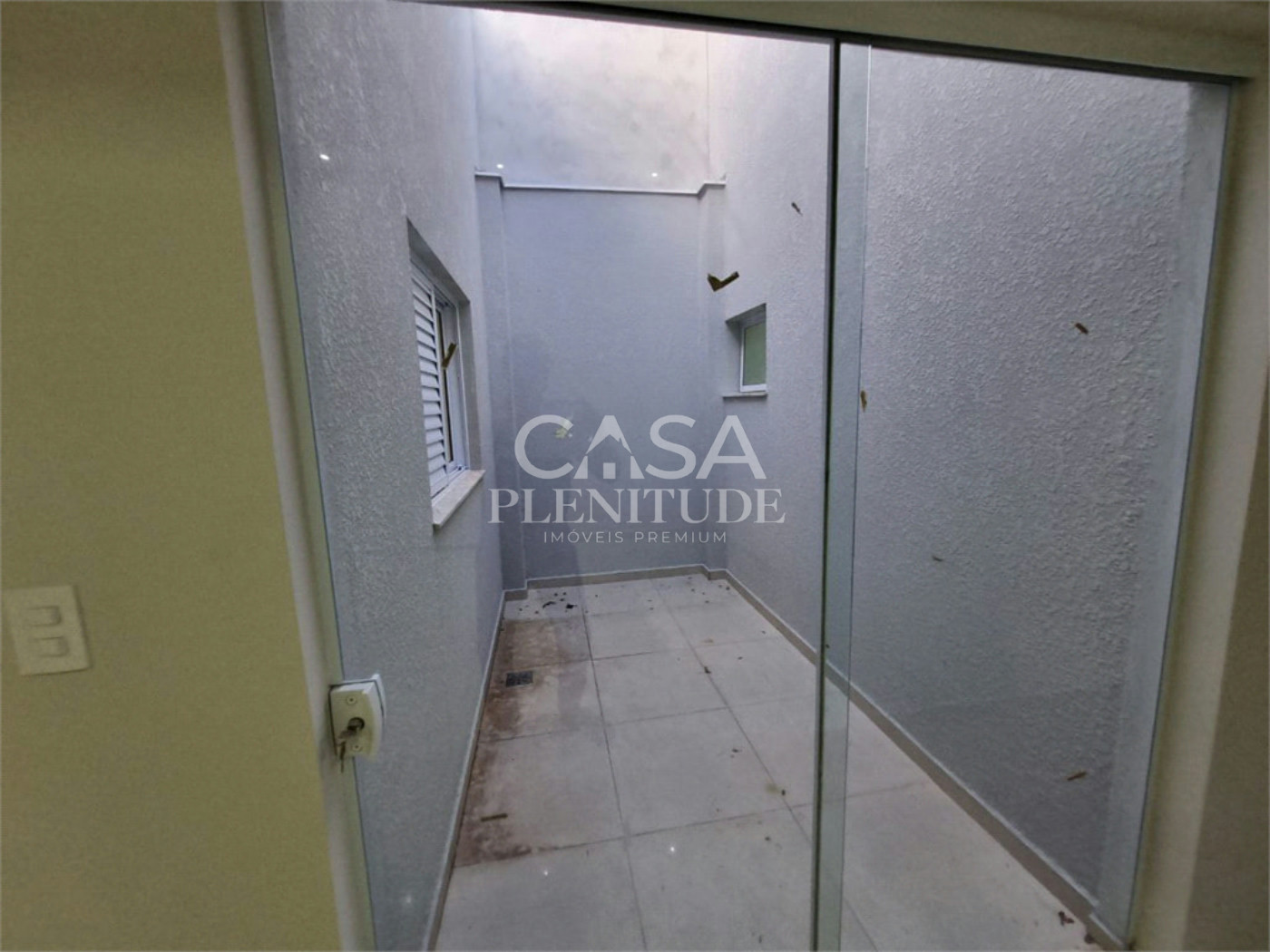 Casa em condomínio à venda com 3 quartos, sendo 2 suítes, em Cajuru do Sul, Sorocaba, SP