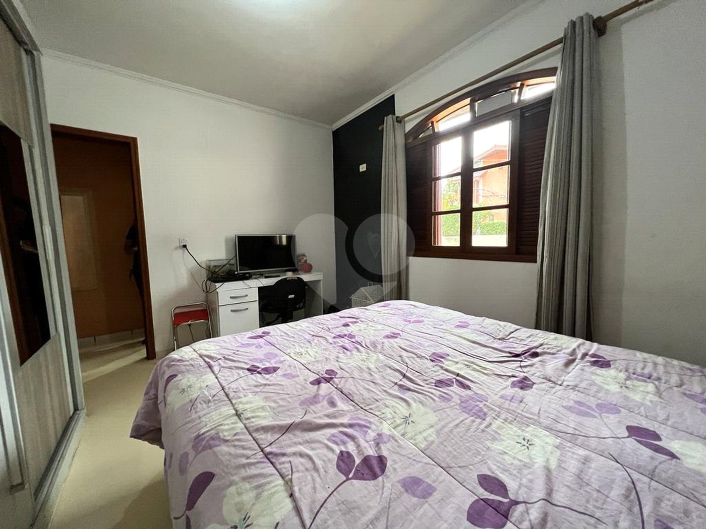Casa à venda com 3 quartos, sendo 1 suíte,  no condomínio Ibiti do Paço, Sorocaba - SP