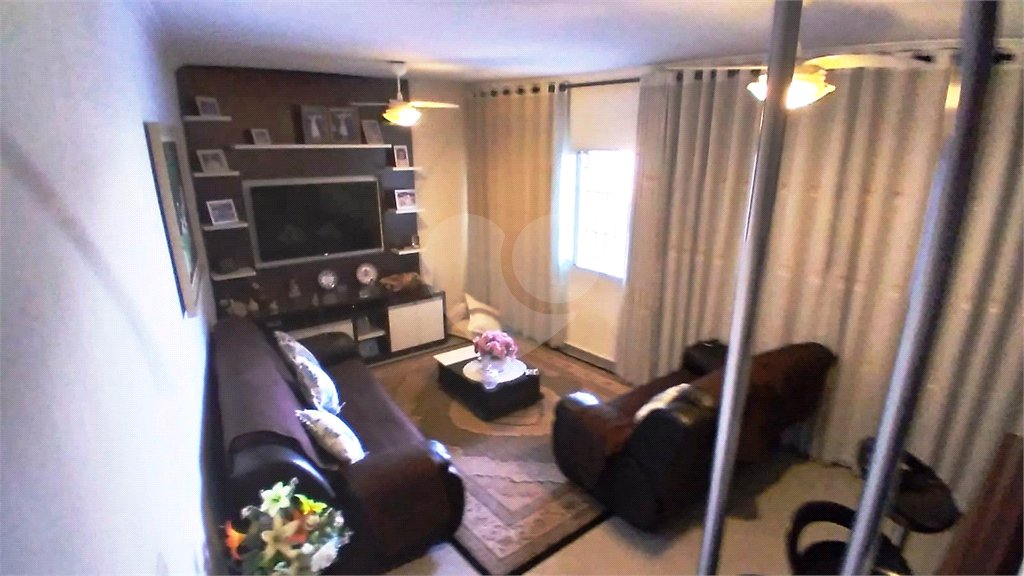 Sobrado à venda com 5 quartos, sendo 1 suíte, em Vila Maria Alta, São Paulo, SP