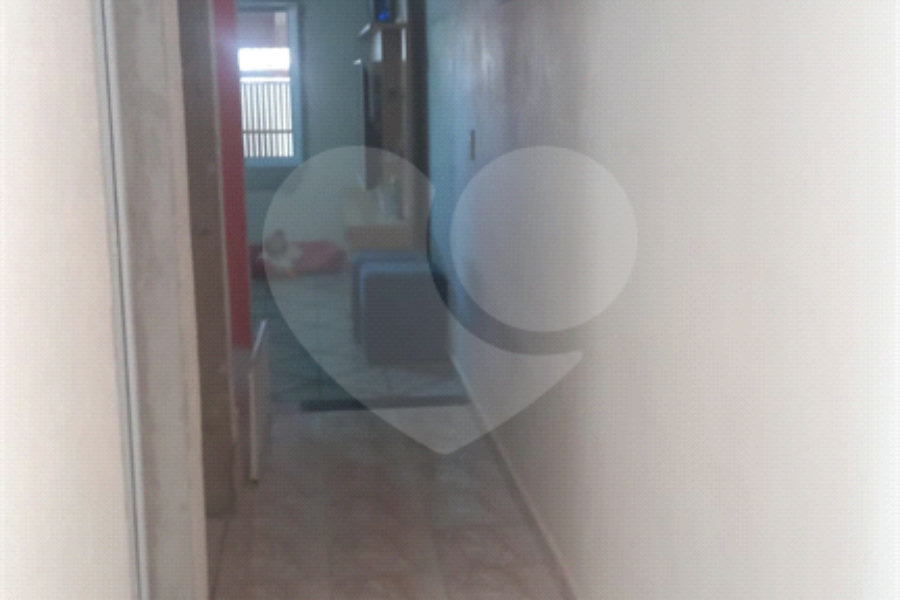 Casa à venda com 5 quartos, sendo 2 suítes, em Jardim Santa Clara, Guarulhos, SP