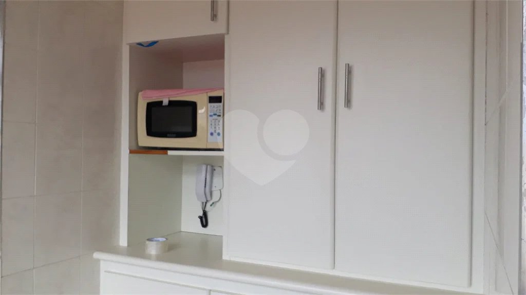 Apartamento à venda com 2 quartos, sendo 1 suíte, em Caiçara, Praia Grande, SP