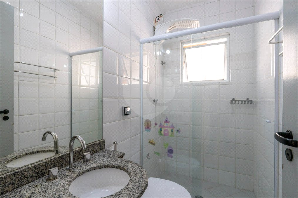 Sobrado à venda com 3 quartos, sendo 1 suíte, em Vila Morse, São Paulo, SP