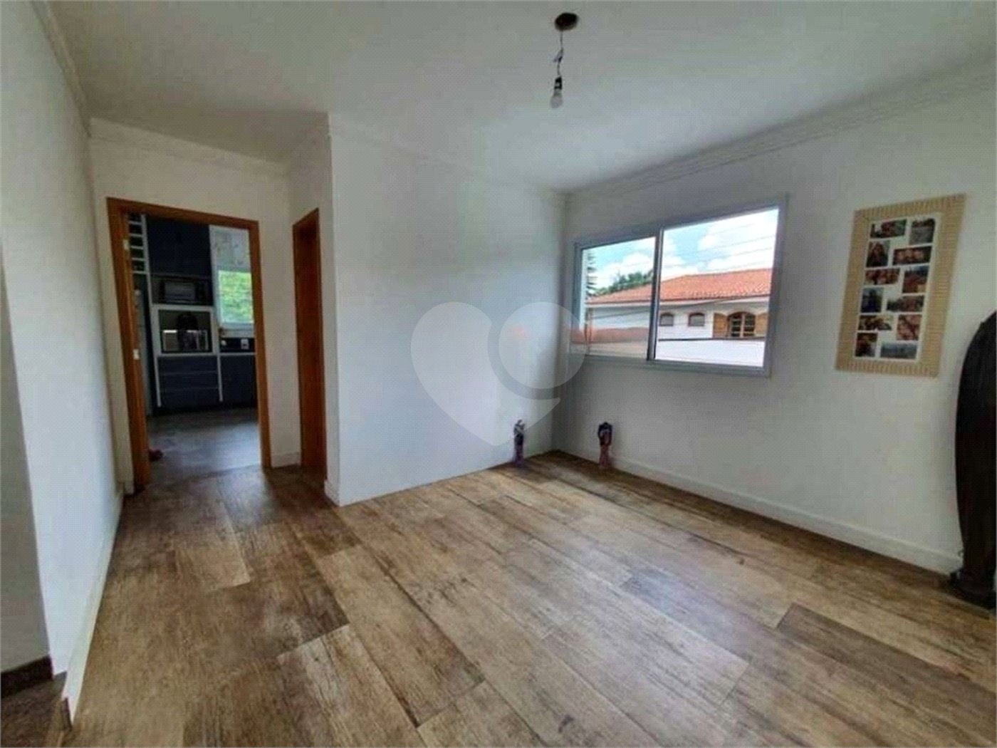 Sobrado à venda com 4 quartos, sendo 3 suítes, em Tremembé, São Paulo, SP