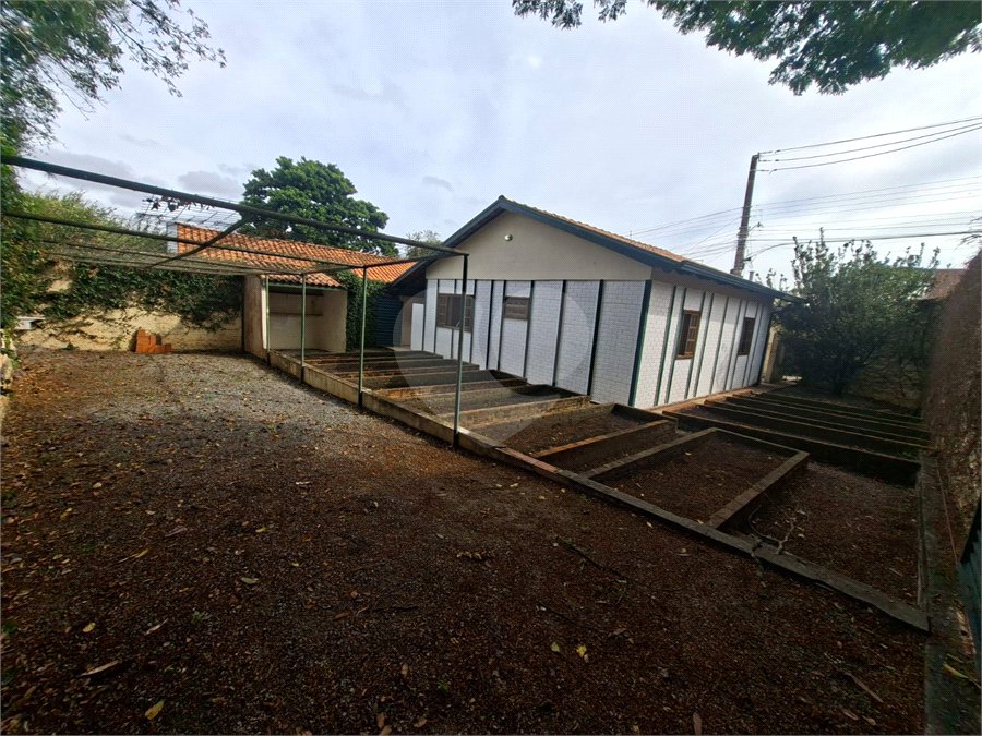 Casa à venda com 2 quartos no Centro, Alambari, SP