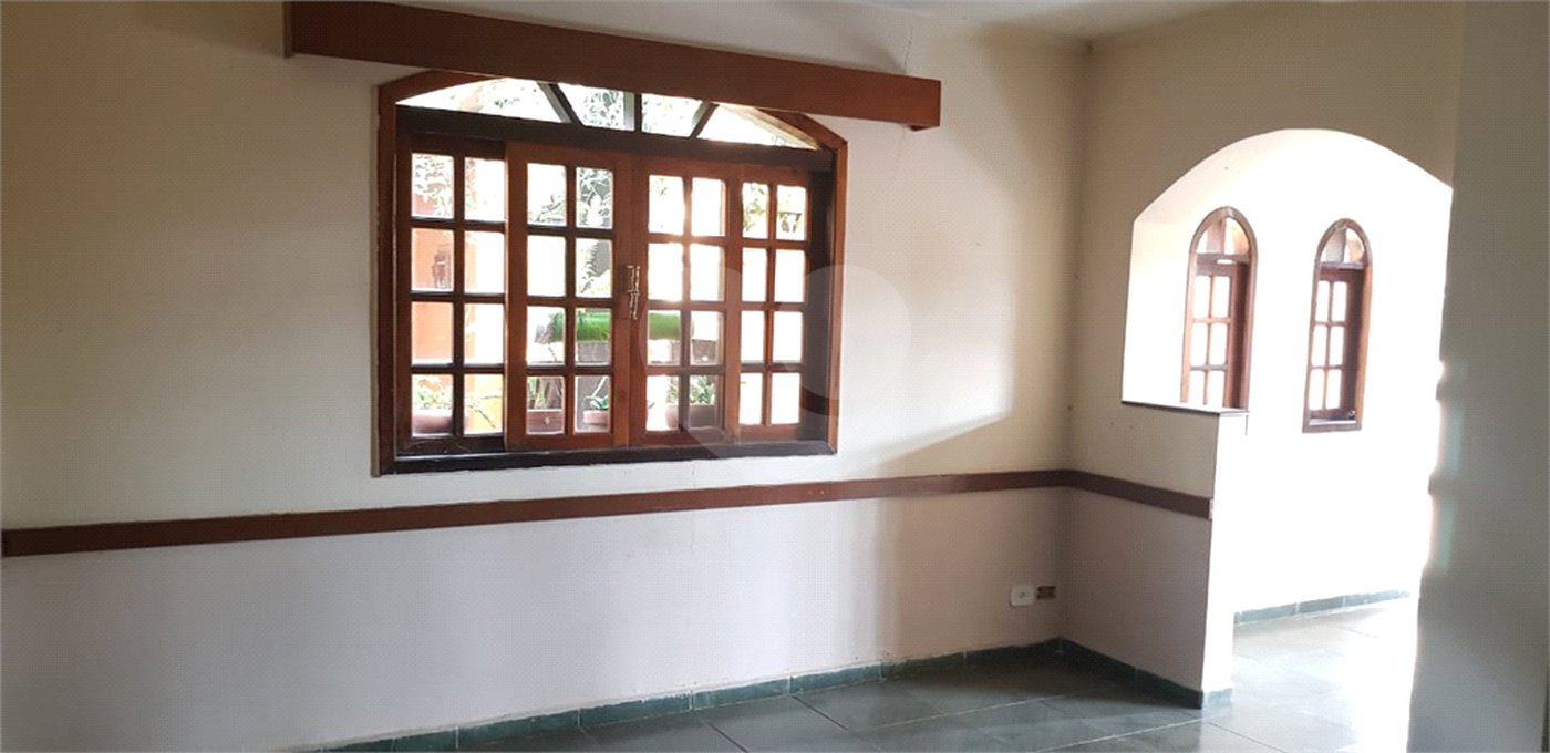 Sobrado à venda com 3 quartos, sendo 1 suíte, em Lapa, São Paulo, SP