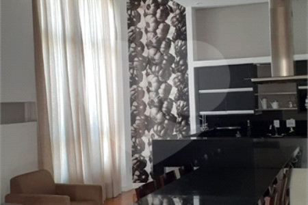 Apartamento à venda com 4 quartos, sendo 2 suítes,  em Vila Oliveira, Mogi das Cruzes, SP
