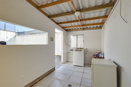 Casa à venda com 5 quartos, sendo 3 suítes, no condomínio Triplex, São Paulo - SP