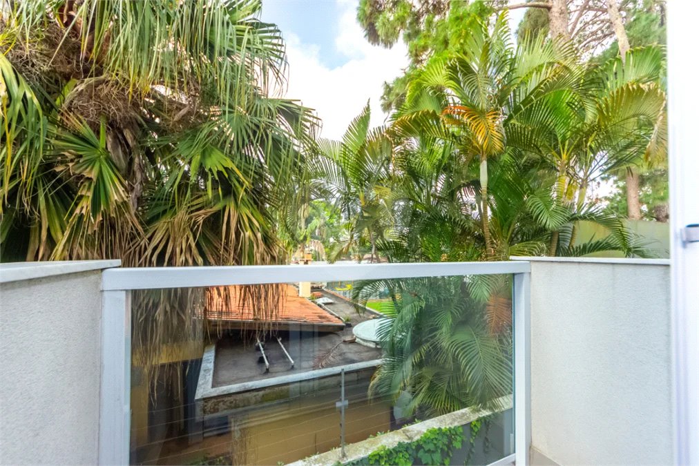 Casa em Condomínio 3 suítes 2 vagas a venda | Jardim Prudência - São Paulo