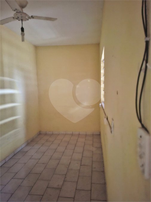 Indaiatuba - Salão Comercial - Vila Pires da Cunha - IPTU: R$ 168,00 - Venda: R$ 380.000,00 - Excelente oportunidade - Este salão comercial está localizado na Vila Pires da Cunha, ao da Avenida Ario Barnabé, no Jardim Morada do Sol. - Uma área em crescente valorização